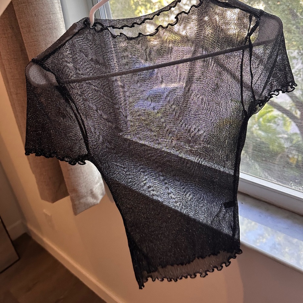 Top - Picture 2 of 5